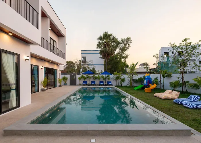 Blanc Smith Private Villa *